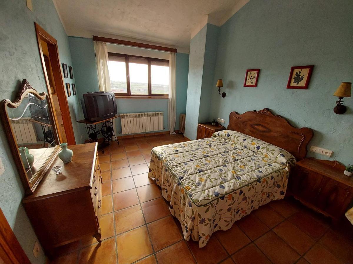 Casa Rural El Callejo Hinojosa de Duero 外观 照片